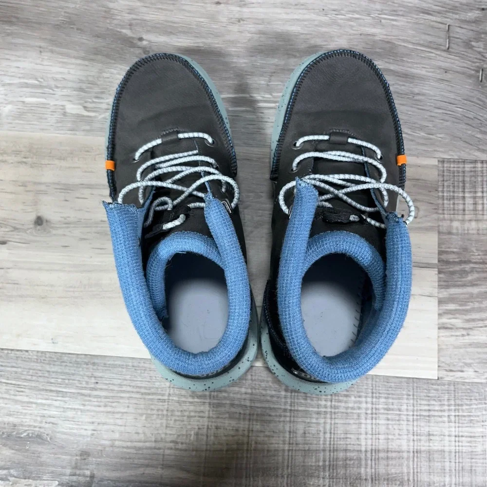 Hey Dude Bradley Boot Youth Size 5 Leather Lightweight Ankle Boot  Blue Gray
